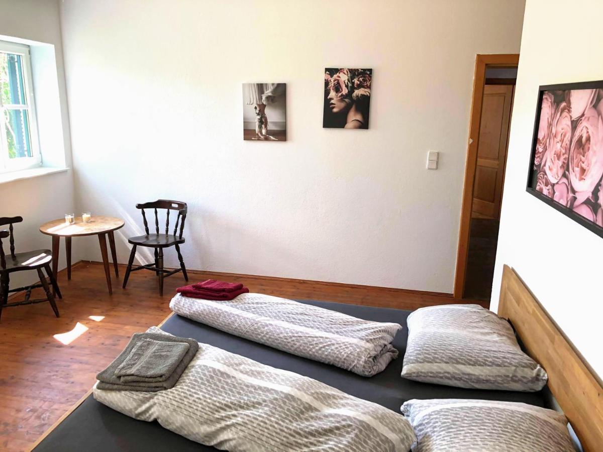 Ferienwohnungen Und Appartements Im Idyllischen Vierkanthof, Gruppenurlaube Fürstenfeld Esterno foto